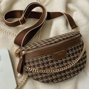 NEW Houndstooth Chain Belt Bag
